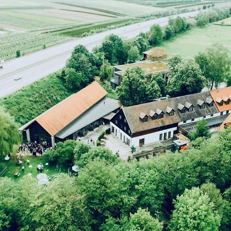Hotel Waldvogel Leipheim Luaran gambar