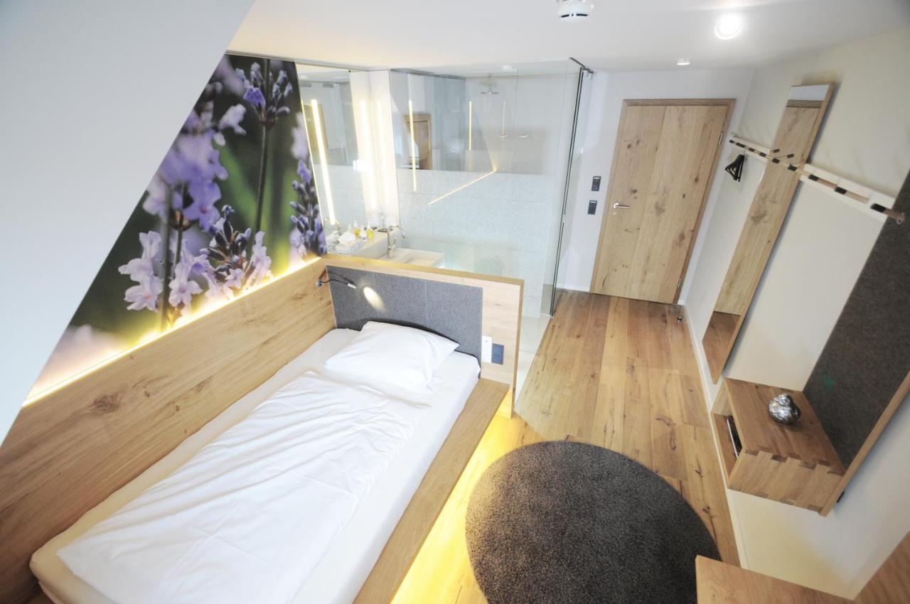Hotel Waldvogel Leipheim Luaran gambar